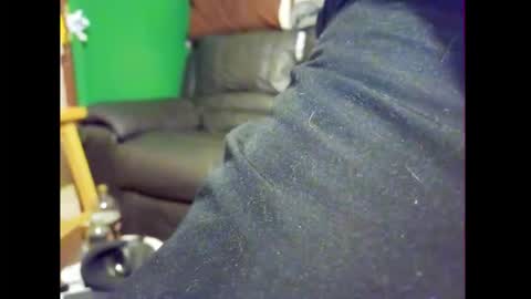 Small Hairy Uncut online show from 03.12.26