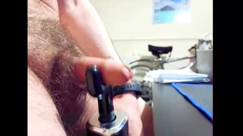 Small Hairy Uncut online show from 04.15.26