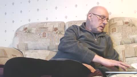 Snapshot of smallsteve562 chatting on 12.15.24 Steve online show from 12.15.24