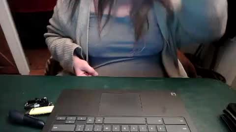 smalltowntrouble online show from 03.04.26