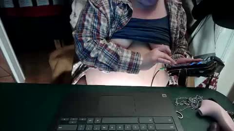 smalltowntrouble online show from 04.03.26