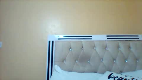 Snapshot of smartqueen1 chatting on 02.20.26 Katerina online show from 02.20.26