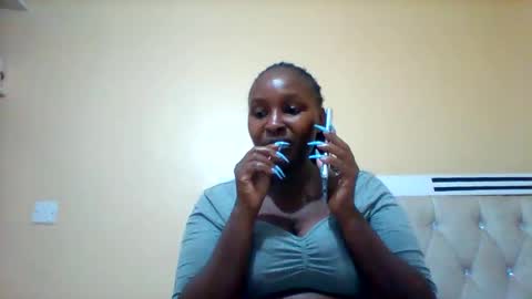 Snapshot of smartqueen1 chatting on 02.26.26 Katerina online show from 02.26.26