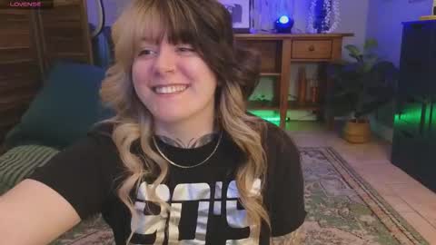 Snapshot of smashberry chatting on 03.19.26 bb online show from 03.19.26