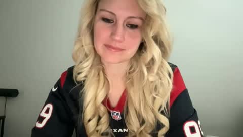 Snapshot of smexxii93 chatting on 01.12.26 smexxii93 online show from 01.12.26