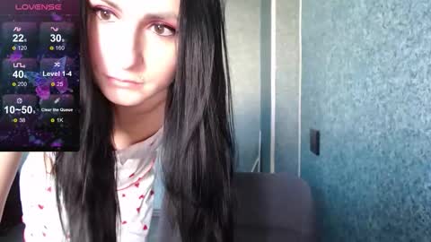 Snapshot of smile_cute_fox chatting on 09.29.25 smile_cute_fox online show from 09.29.25