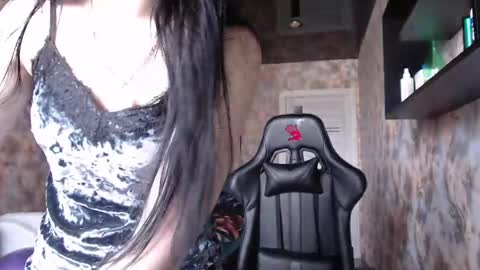 Snapshot of smile_cute_fox chatting on 05.31.26 smile_cute_fox online show from 05.31.26