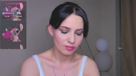 Bella online show from 04.30.26