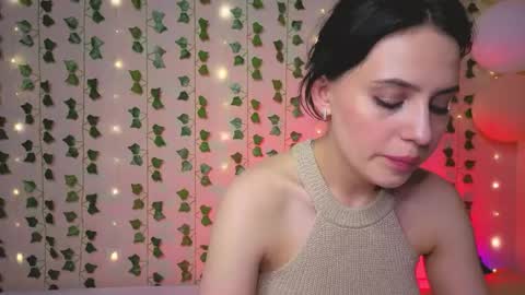 Bella online show from 05.05.26