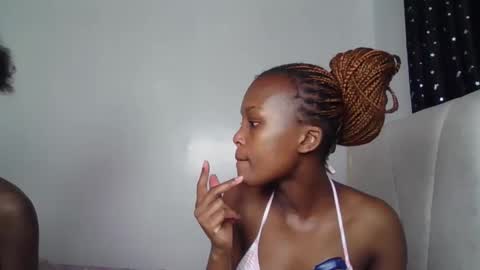 Snapshot of smiley_luv1 chatting on 01.09.26 smiley luv1 online show from 01.09.26