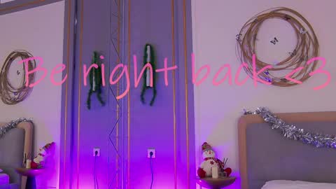 Mia online show from 01.10.25