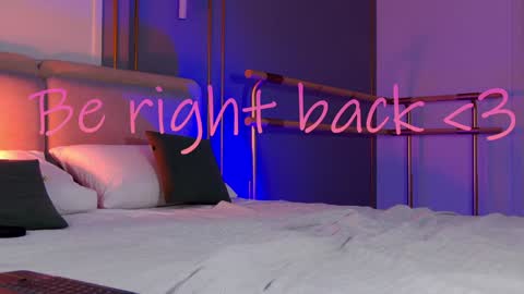 Mia online show from 02.01.25