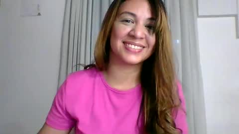 Snapshot of smileycherry chatting on 12.01.24 smileycherry online show from 12.01.24