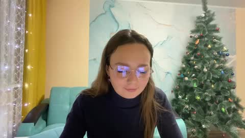 smiling_riddle online show from 12.20.24