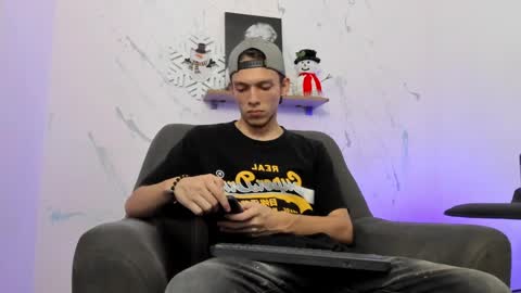 Snapshot of smitgrey chatting on 01.10.25 SMIT online show from 01.10.25