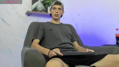 Snapshot of smitgrey chatting on 01.15.25 SMIT online show from 01.15.25