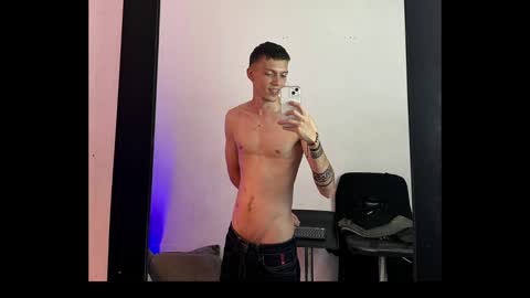 Snapshot of smitgrey chatting on 09.15.25 SMIT online show from 09.15.25