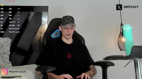 Snapshot of smitgrey chatting on 12.13.25 SMIT online show from 12.13.25