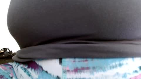 Snapshot of smithdara chatting on 10.22.25 Smithdara online show from 10.22.25