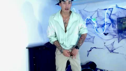 smithoooohy online show from 10.29.25