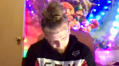 Snapshot of smokebluntafterblunt chatting on 12.29.24 smoke online show from 12.29.24