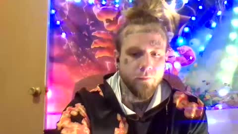 Snapshot of smokebluntafterblunt chatting on 12.31.24 smoke online show from 12.31.24