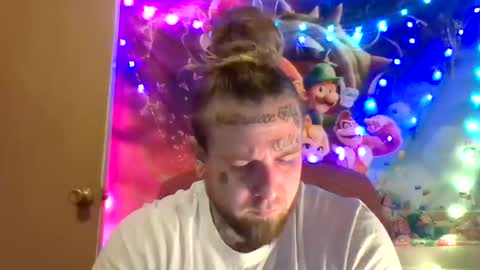 Snapshot of smokebluntafterblunt chatting on 12.31.24 smoke online show from 12.31.24