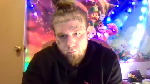 Snapshot of smokebluntafterblunt chatting on 12.31.24 smoke online show from 12.31.24