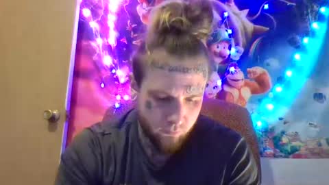 Snapshot of smokebluntafterblunt chatting on 01.16.25 smoke online show from 01.16.25