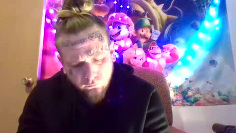 Snapshot of smokebluntafterblunt chatting on 02.04.25 smoke online show from 02.04.25