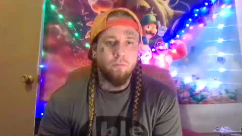 Snapshot of smokebluntafterblunt chatting on 02.09.25 smoke online show from 02.09.25