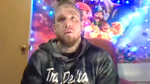 Snapshot of smokebluntafterblunt chatting on 02.10.25 smoke online show from 02.10.25