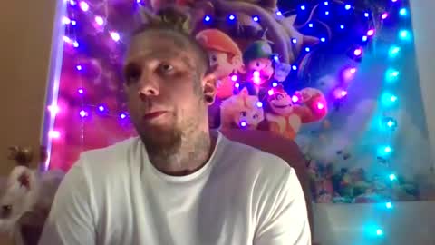 Snapshot of smokebluntafterblunt chatting on 03.10.25 smoke online show from 03.10.25