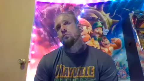 Snapshot of smokebluntafterblunt chatting on 09.23.25 smoke online show from 09.23.25