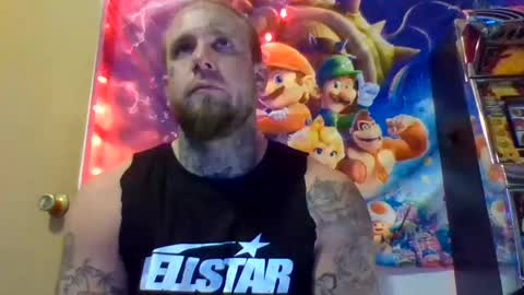 Snapshot of smokebluntafterblunt chatting on 10.16.25 smoke online show from 10.16.25