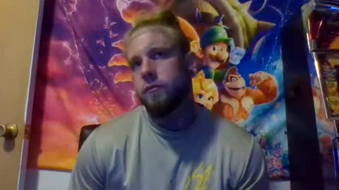 Snapshot of smokebluntafterblunt chatting on 11.19.25 smoke online show from 11.19.25