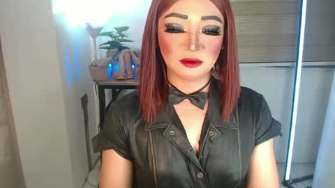 Snapshot of smokeprincess chatting on 02.07.25 Amanda online show from 02.07.25