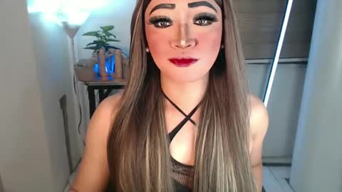 Snapshot of smokeprincess chatting on 02.18.25 Amanda online show from 02.18.25