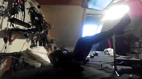 Snapshot of smokeslut365 chatting on 02.25.25 smokeslut365 online show from 02.25.25