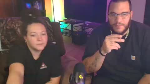 Snapshot of smokewithus2519 chatting on 11.21.25 Come Smoke With Us online show from 11.21.25