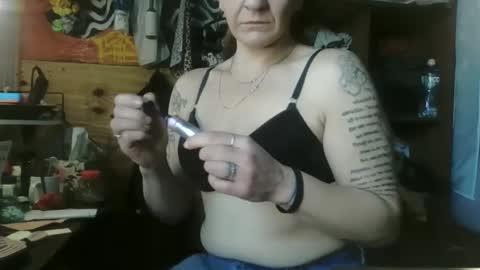 Smokie Cumbull online show from 01.22.25