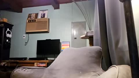 Snackyyyy online show from 04.28.26
