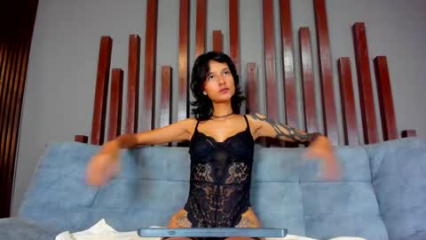 snner_velvet online show from 04.28.26