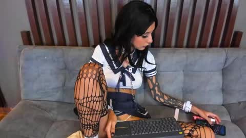 snner_velvet online show from 05.27.26