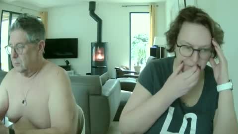 Snoeske and Woodwurm online show from 01.07.25