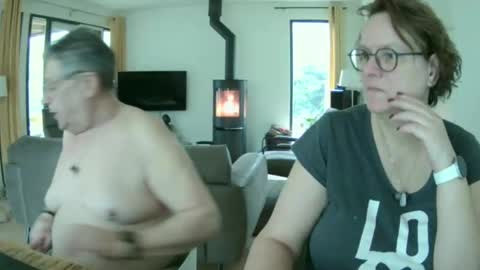 Snoeske and Woodwurm online show from 01.17.25
