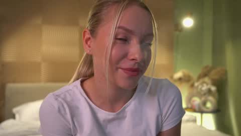 Candice Snow online show from 12.11.24