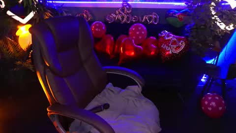 snow_whiteeex online show from 02.14.25