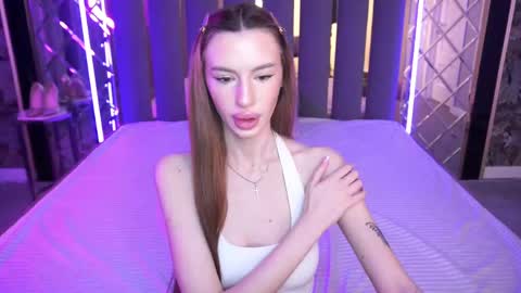 snow_whiteeex online show from 05.02.26