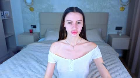snow_whiteeex online show from 06.10.26